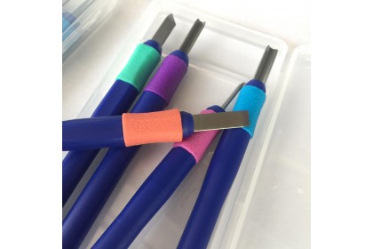 Twin Star Rubber Grip Wood Carving Knife 